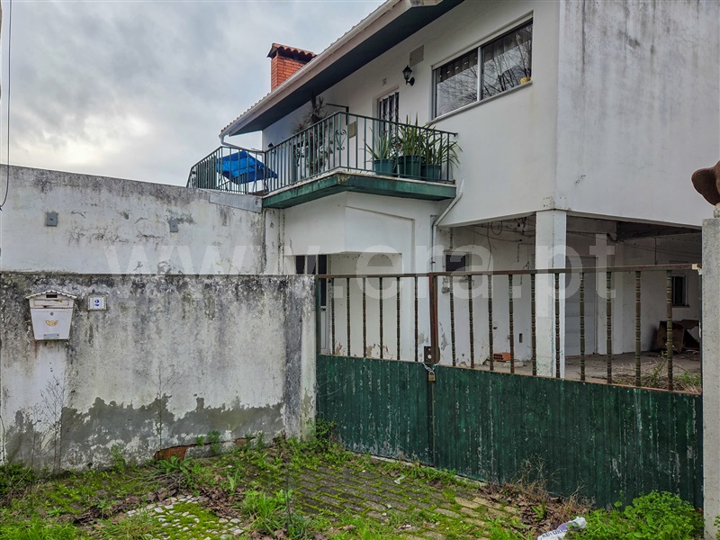 Andar Moradia / Marinha Grande, Fonte Santa