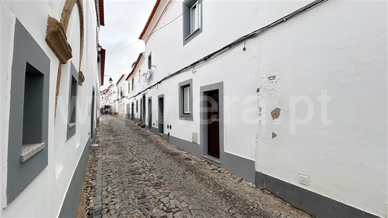Andar Moradia T1 Évora, Évora (São Mamede, Sé, São Pedro e Santo Antão) - 1509975 - 9