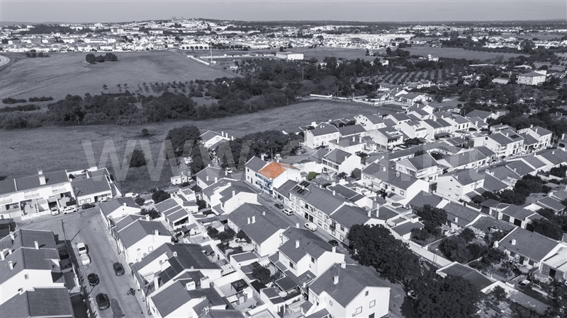Apartamento T2 à venda em Bairro de St. Luzia, Évora — foto 4