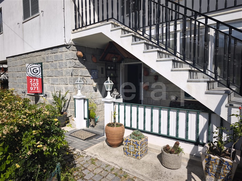 Andar Moradia T2 / Fundão, Donas