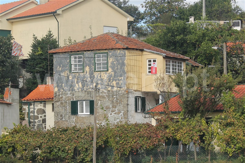 Andar Moradia T2 / Resende, Resende