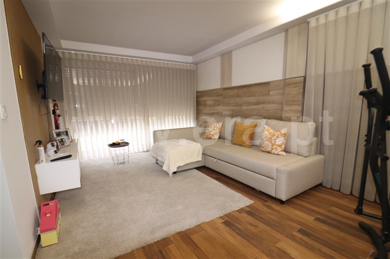 Andar Moradia T2 / Valongo, Campo e Sobrado