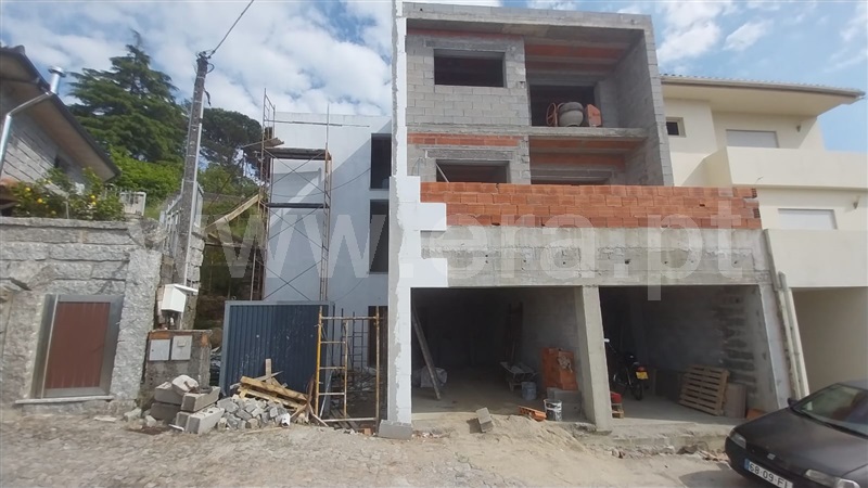 House in Vizela - View 2