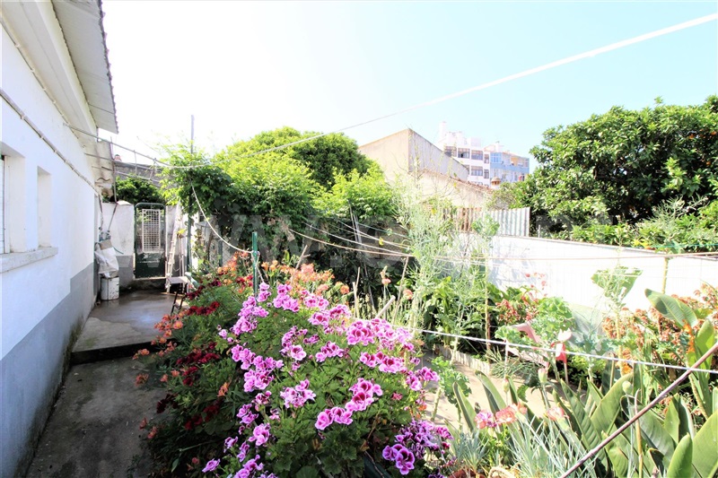 Andar Moradia T3 Almada, Laranjeiro - 1576107 - 6