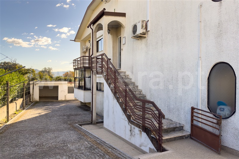 Andar Moradia T3 Amares, Ferreiros, Prozelo e Besteiros - 1437477 - 32