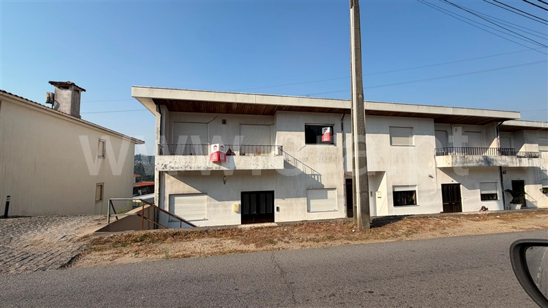 Andar Moradia T3 / Guimarães, Abação e Gémeos