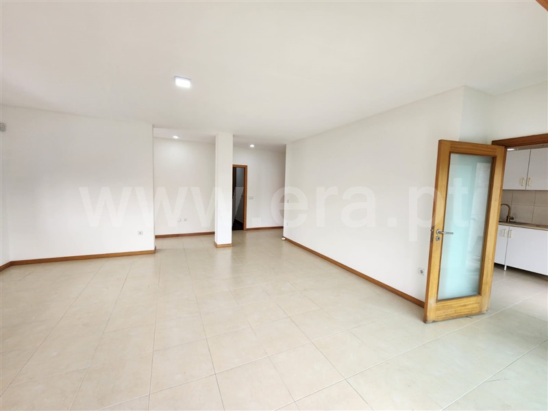 Andar Moradia T3 / Guimarães, Sande Vila Nova e Sande São Clemente