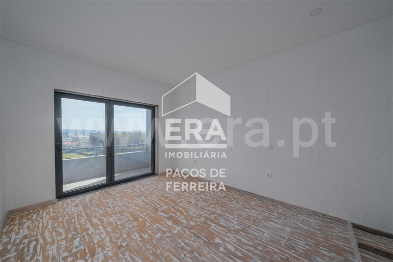 Andar Moradia T3 / Paços de Ferreira, Meixomil