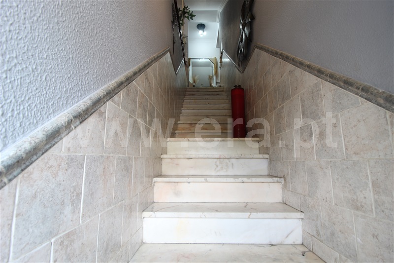 Apartamento T3 à venda em Quinta do Conde, Sesimbra — foto 3