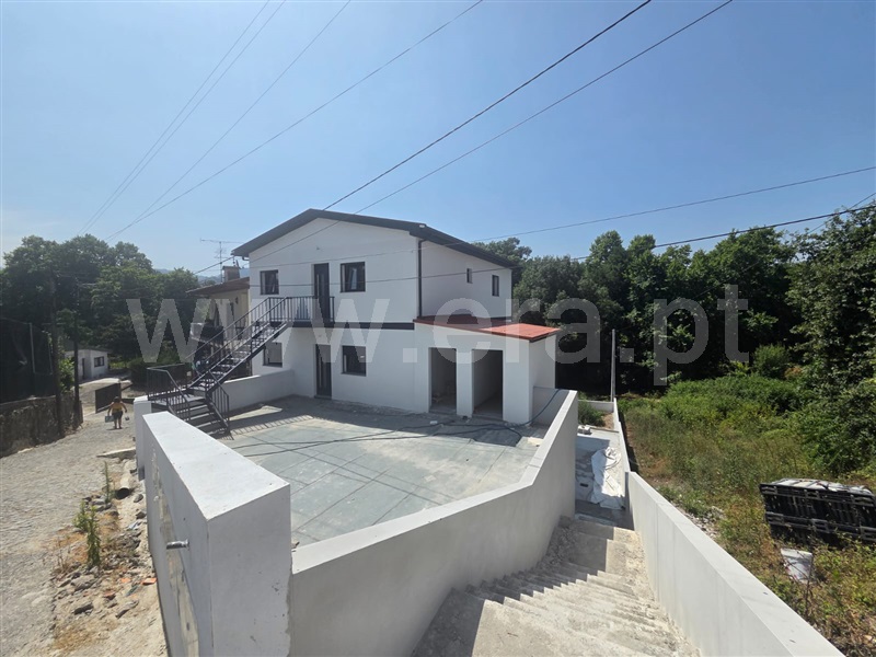 Andar Moradia T3 / Vizela, Vizela (Santo Adrião)