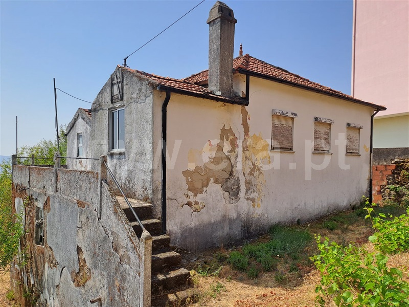 Andar Moradia T4 / Covilhã, Cantar-Galo e Vila do Carvalho