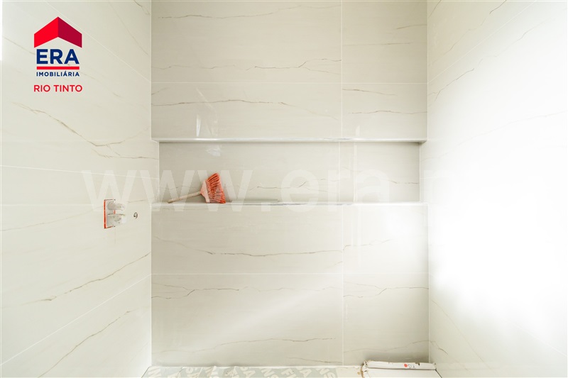 Apartamento T4 à venda em Baguim do Monte (Rio Tinto), Gondomar — foto 13