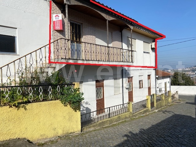 Andar Moradia T4 / Guimarães, Selho (São Cristóvão)