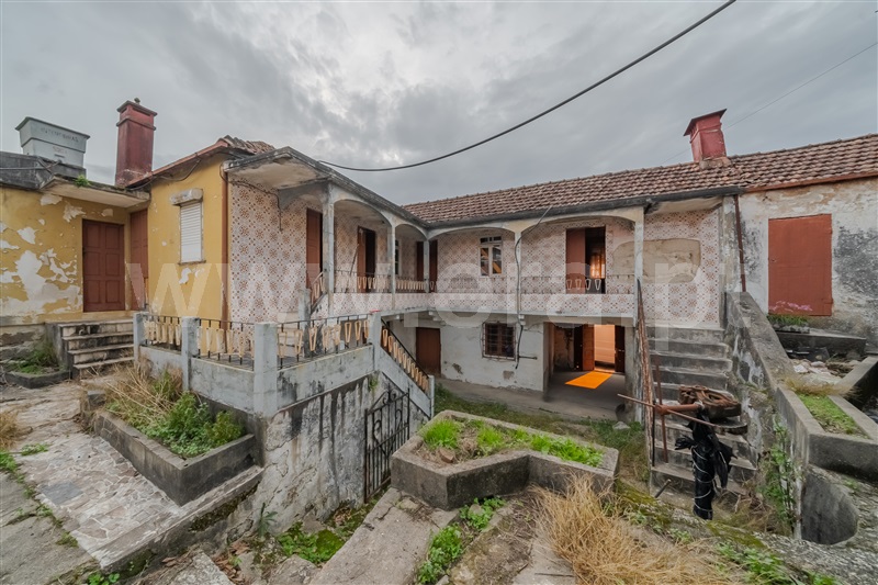 Andar Moradia T5 / Paredes, Lordelo