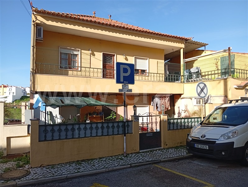 Andar Moradia T6 / Loures, Camarate, Unhos e Apelação
