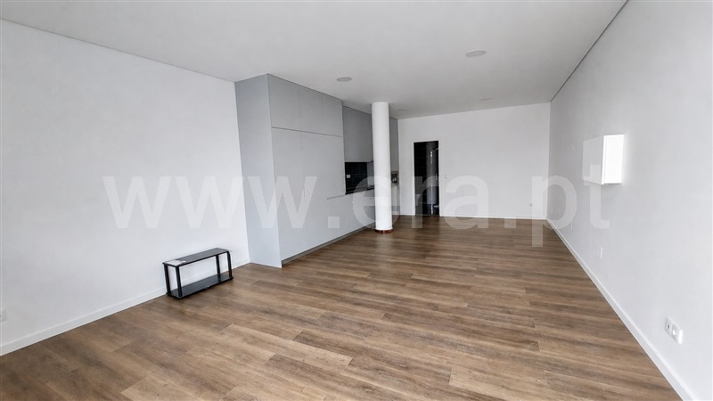 Apartamento Estúdio / Paredes, Rebordosa