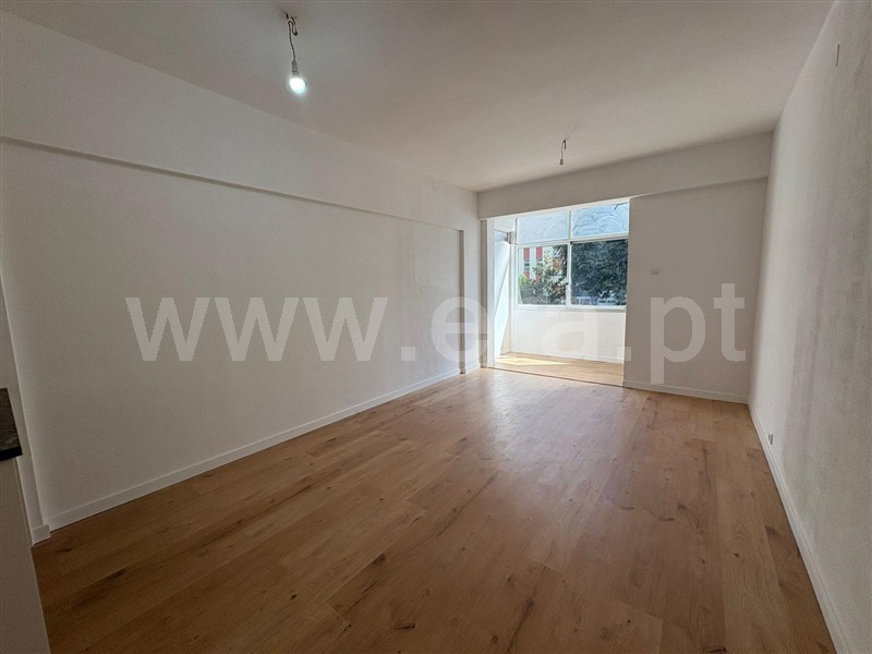 Apartamento Estúdio / Sintra, Massamá e Monte Abraão