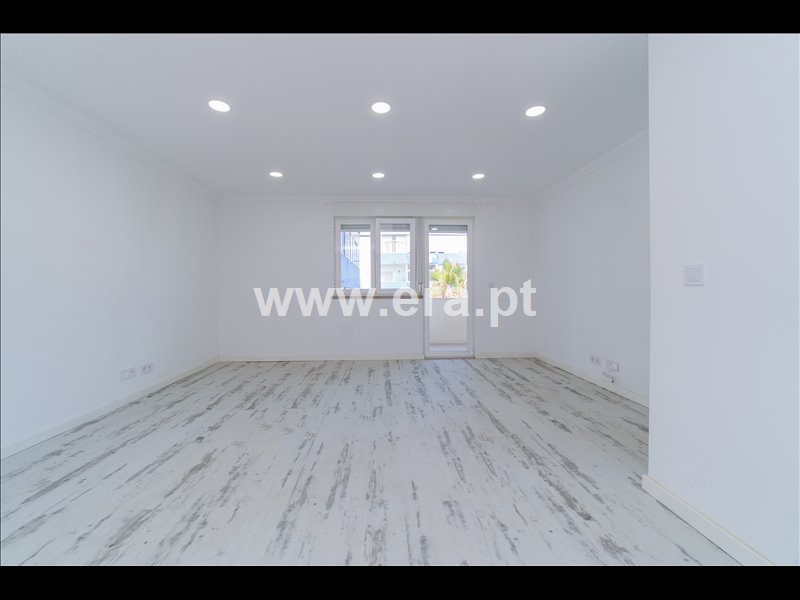 Apartamento T1 à venda em Charneca de Caparica e Sobreda, Almada — foto 11