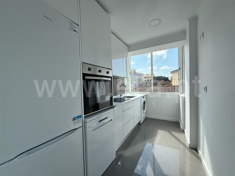 Apartamento T1 / Amadora, Águas Livres