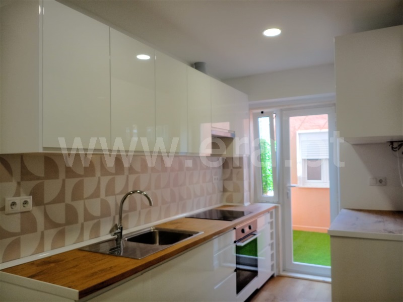 Apartamento T1 à venda em Damaia de Cima, Amadora — foto 2