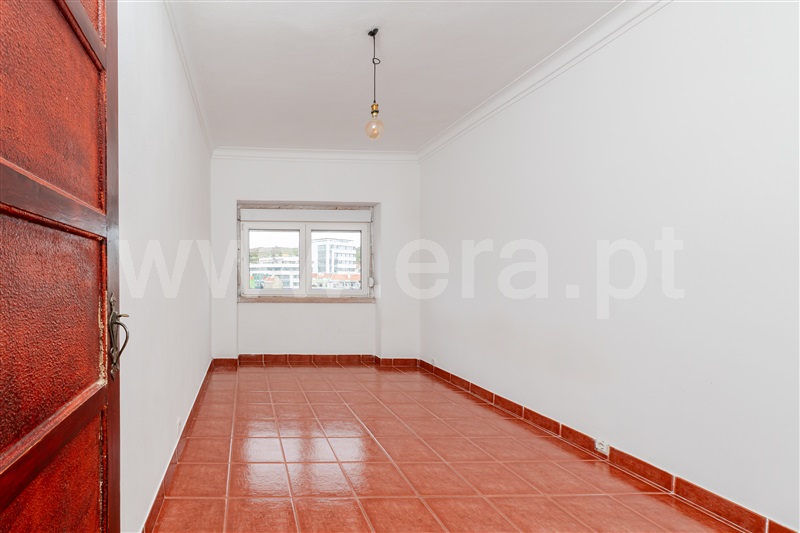 Apartamento T1 / Amadora, Venteira