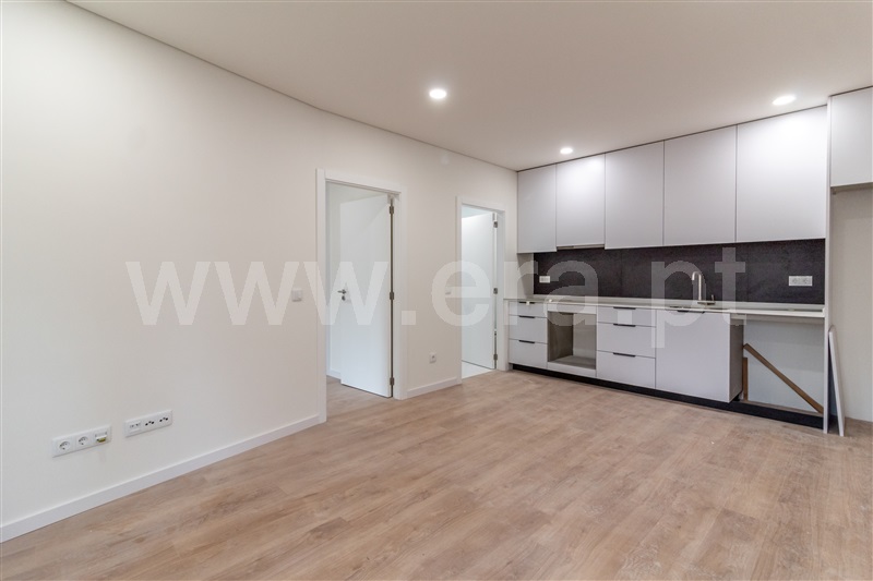 Apartamento T1 / Barcelos, Tamel (São Veríssimo)
