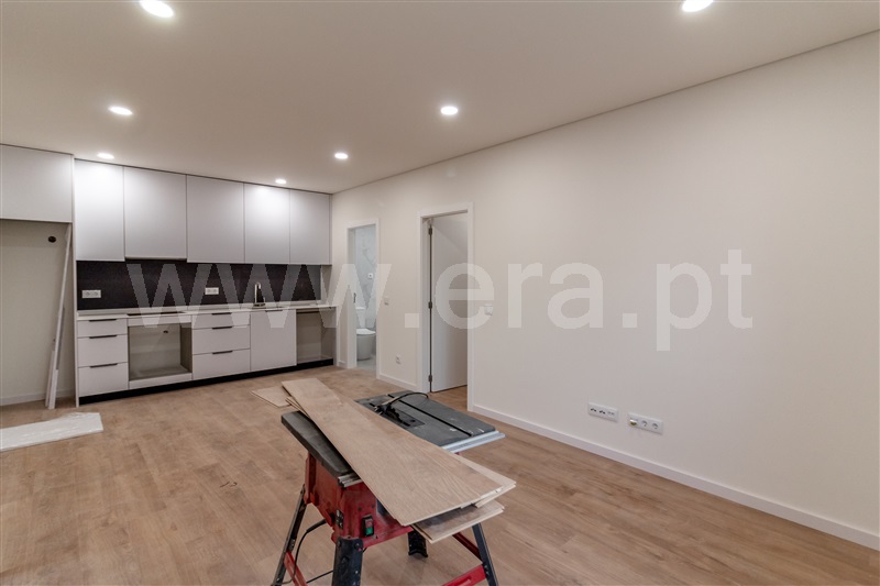Apartamento T1 / Barcelos, Tamel (São Veríssimo)