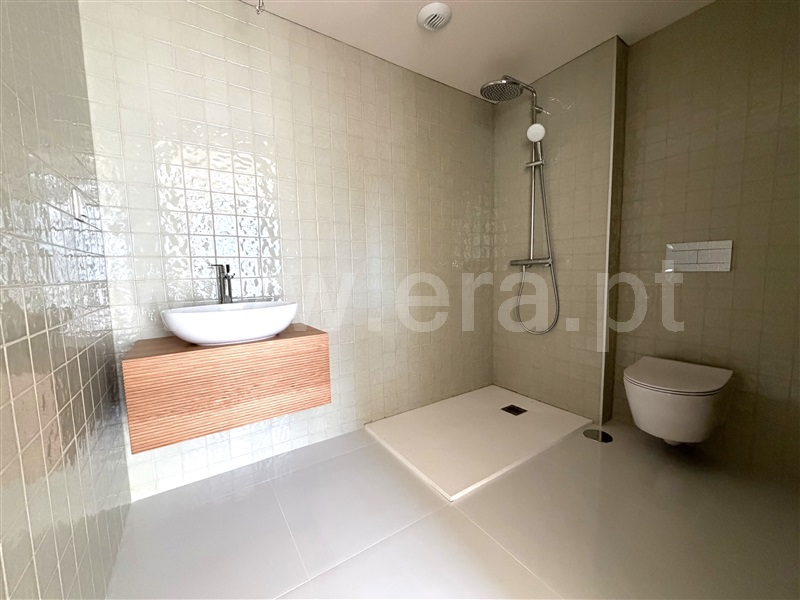 Apartment in Coimbra - More