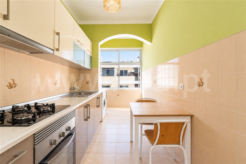 Apartamento T1 à venda em Penha, Faro — foto 2