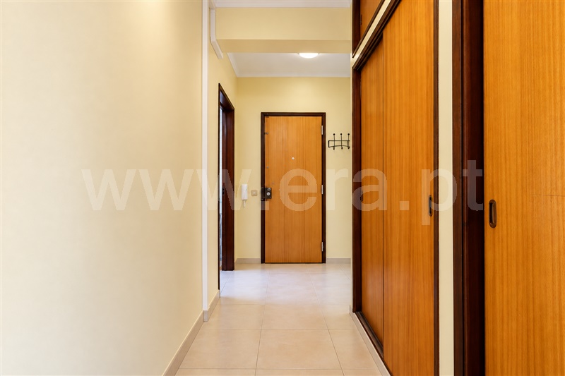 Apartamento T1 à venda em Penha, Faro — foto 9