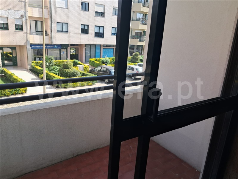 Apartamento T1 / Maia, Moreira