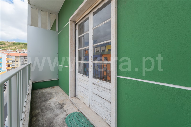 Apartamento T1 / Odivelas, Olival de Basto