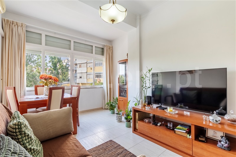 Apartamento T1 / Odivelas, Póvoa de Santo Adrião e Olival Basto