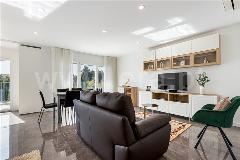 Apartamento T1 / Odivelas, Ramada e Caneças