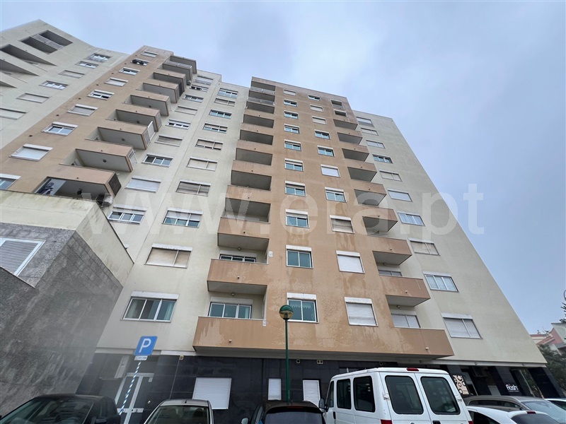 Apartamento T1 / Oeiras, Carnaxide e Queijas