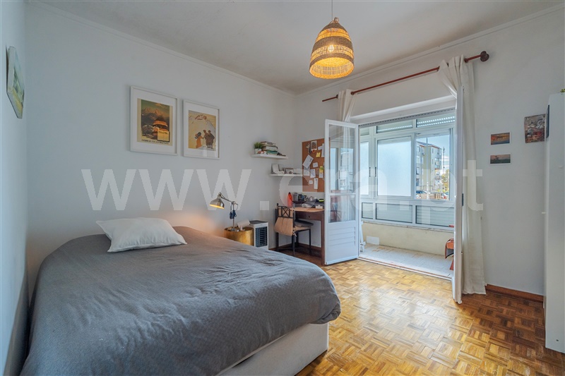 Apartamento T1 / Oeiras, Linda-a-velha