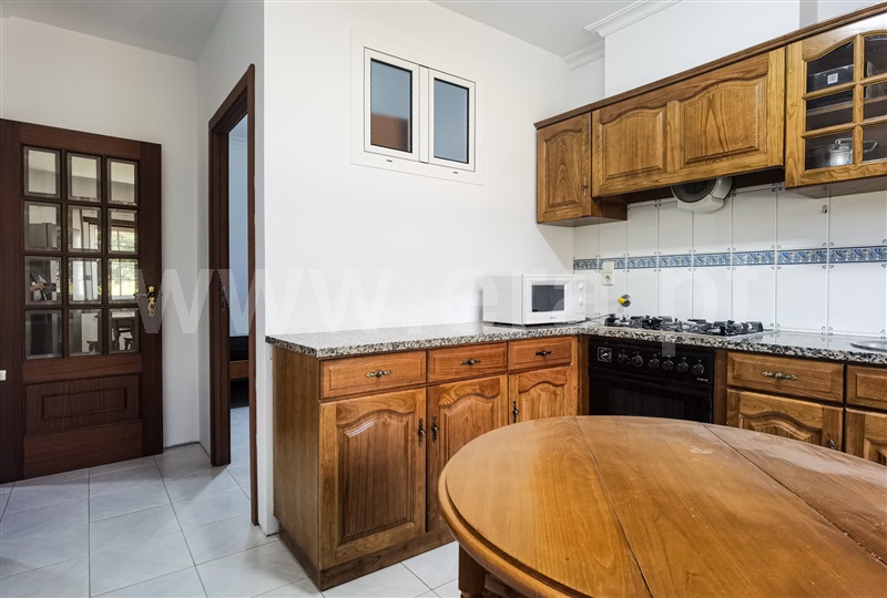 Apartamento T1 / Oliveira do Hospital, Oliveira do Hospital e São Paio de Gramaços