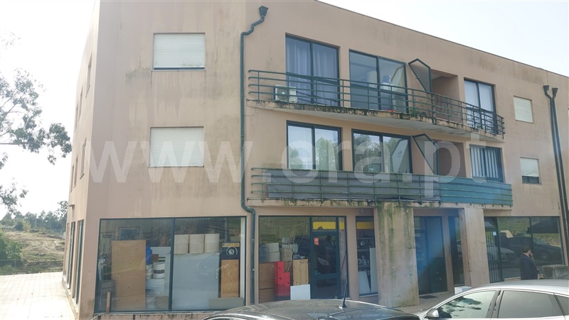 Apartamento T1 / Paredes, Vilela