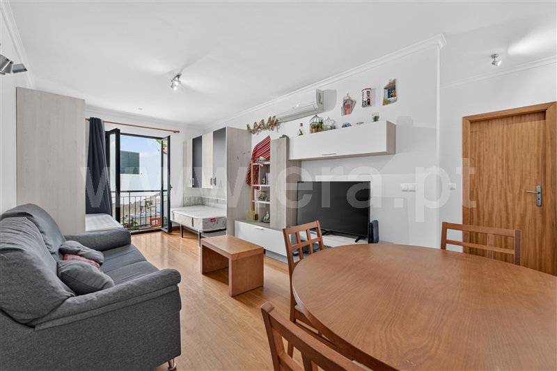 Apartamento T1 / Santa Cruz, Santa Cruz