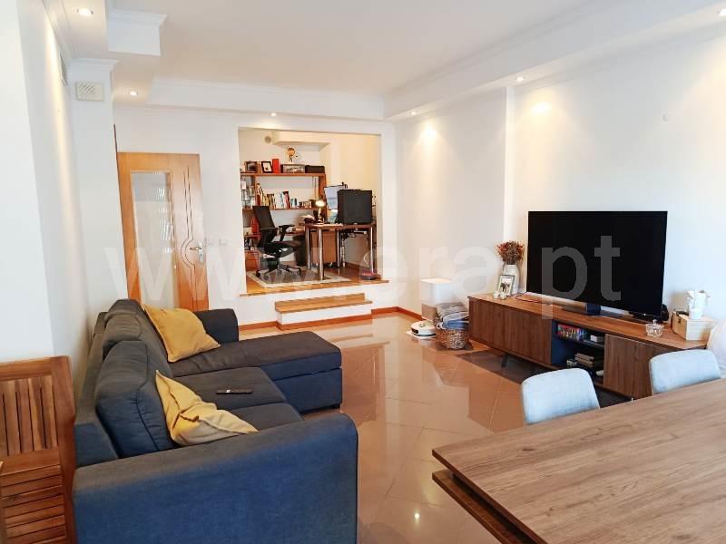 Apartamento T1 em Cruz de Pau, €296.000