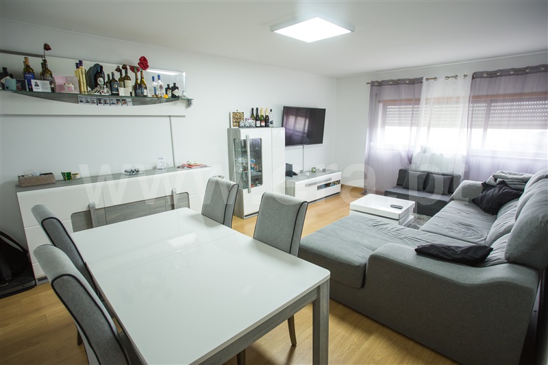 Apartamento T1 / Sines, Sines