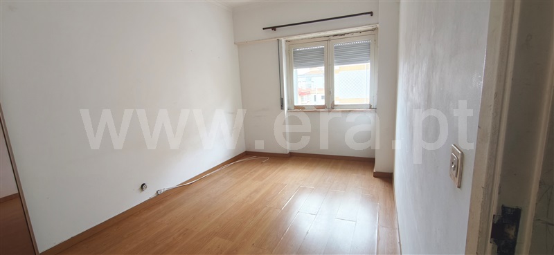Apartamento T1 / Sintra, Monte Abraão