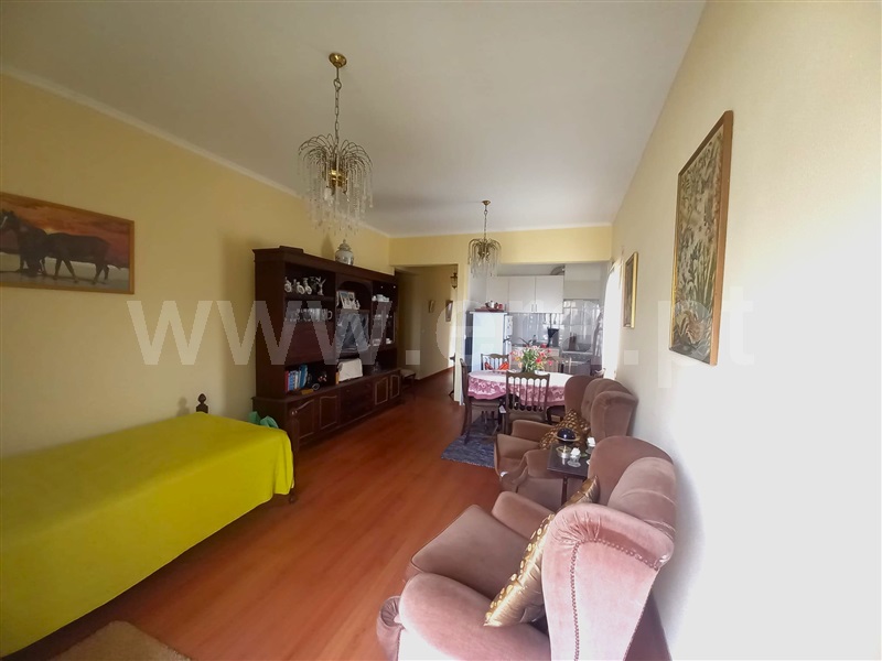 Apartamento T1 / Sintra, Monte Abraão