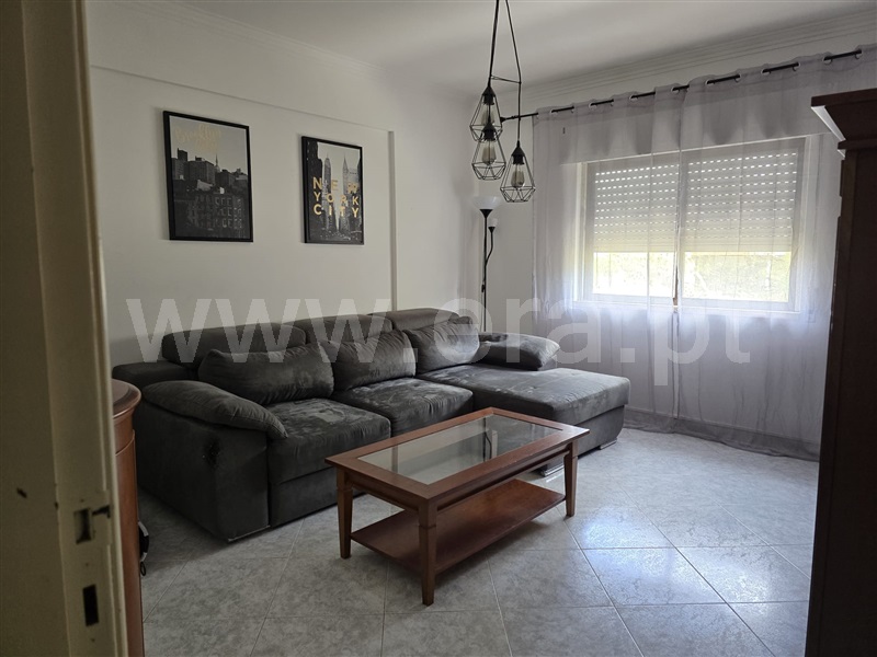 Apartamento T1 / Sintra, Queluz e Belas