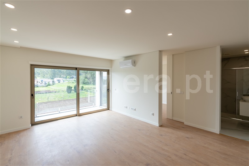 Apartamento T1 / Vila Nova de Famalicão, Vila Nova de Famalicão e Calendário