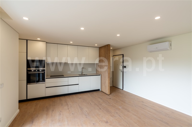 Apartamento T1 / Vila Nova de Famalicão, Vila Nova de Famalicão e Calendário
