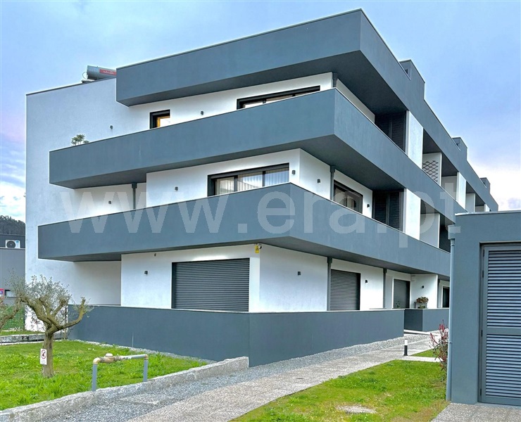 Apartamento T1 / Vila Nova de Famalicão, Vila Nova de Famalicão e Calendário