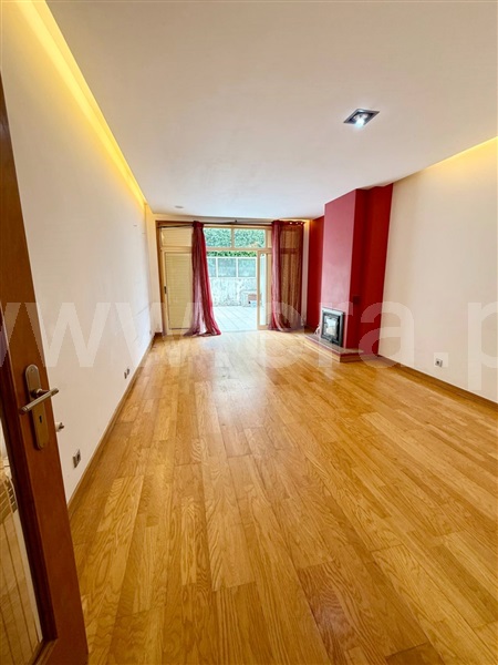 Apartamento T1 / Vila Nova de Gaia, G1 - Moutadas