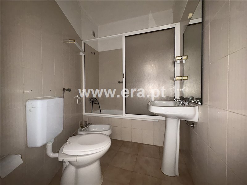 Apartamento T2 à venda em Catroga e Gaio, Abrantes — foto 9