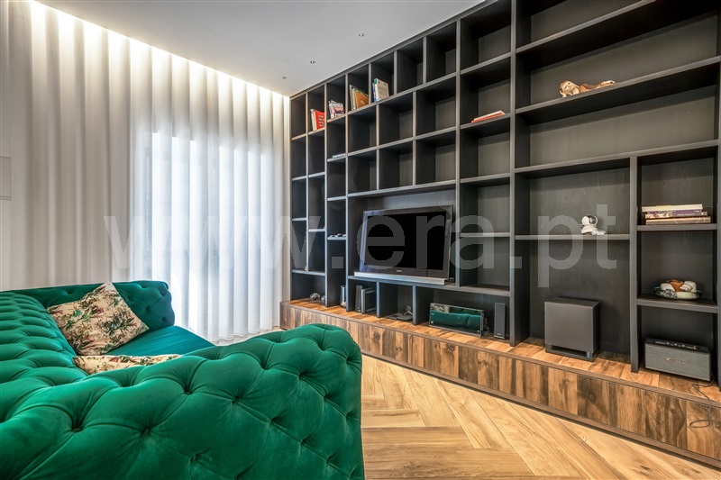 Moradia T2 à venda em Albufeira Centro, Albufeira — foto 2